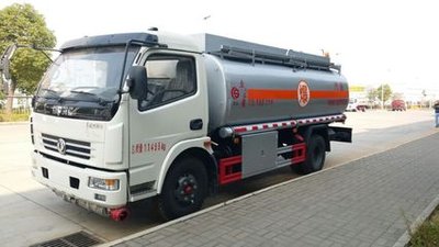 569vip威尼斯油罐车9吨